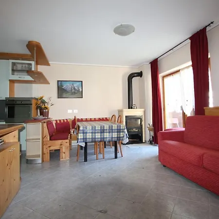 Сasa de vacaciones Welcoming Holiday In Italy Near Ski Area